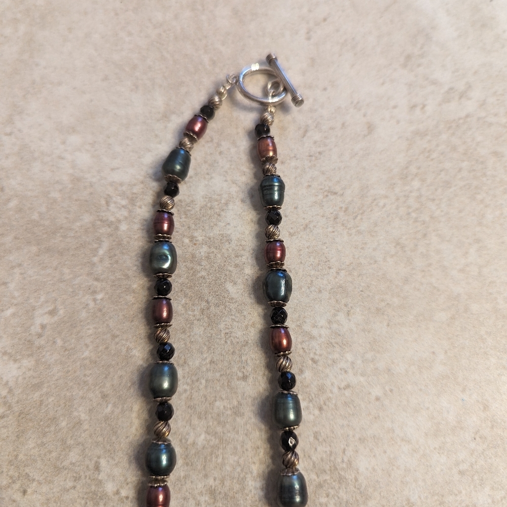 Stunning Sterling Silver, Pearl and Glass Beaded Butterfly Statement Necklace - Picture 4 of 6